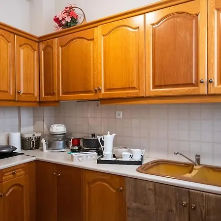 Relax Apartment Aigio